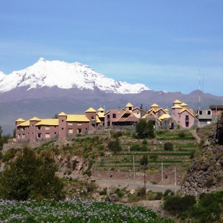 Pozo Del Cielo Hotel Чивай Екстериор снимка